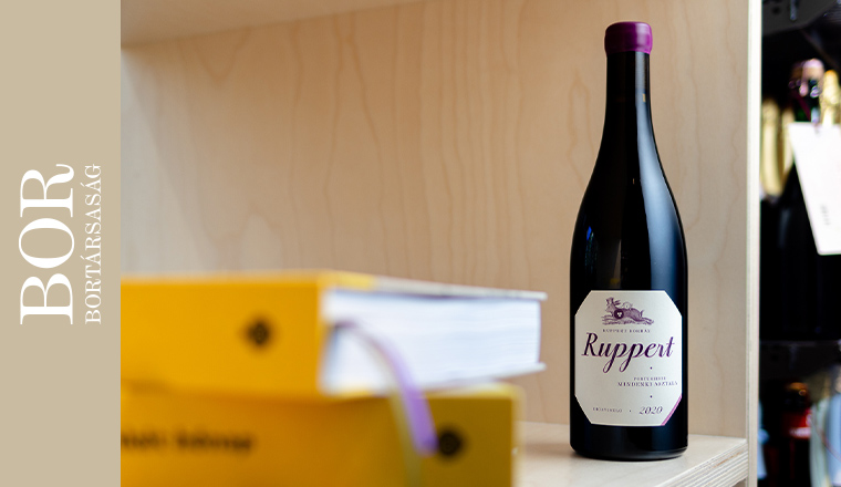 Taste the wine of the month!