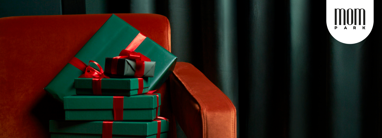 Festive Gift-Wrapping Stand in the Lounge Area