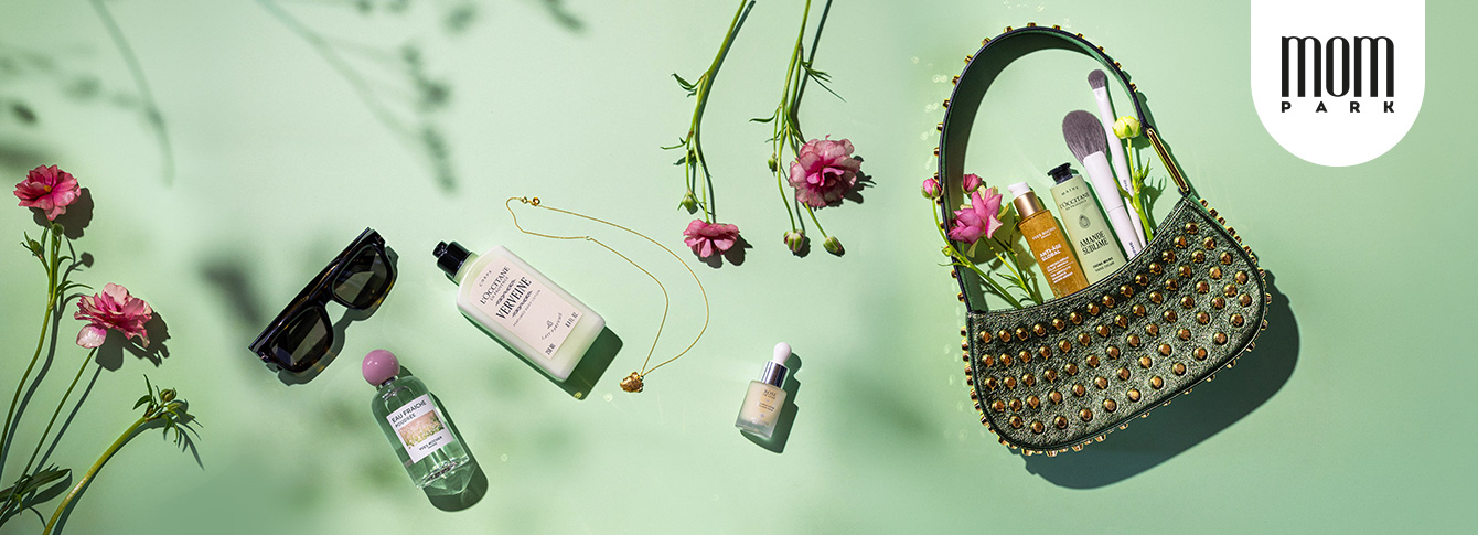 Stylish Accessories for the Perfect Summer Bag